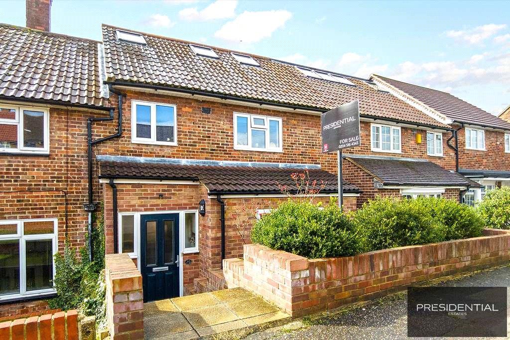 Hanson Drive, Loughton, Essex 4 bed terraced house £500,000