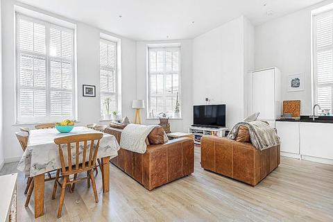 Flat 3, Bury Fields House Bury Fields, Guildford, GU2 4AD