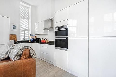 Flat 3, Bury Fields House Bury Fields, Guildford, GU2 4AD