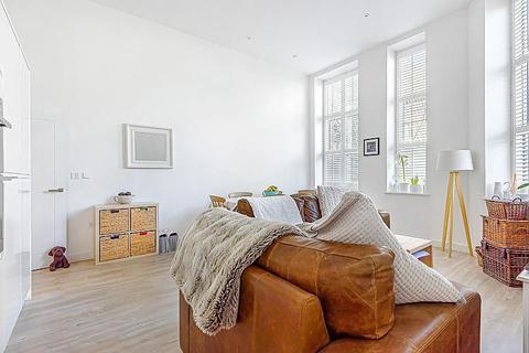 Flat 3, Bury Fields House Bury Fields, Guildford, GU2 4AD