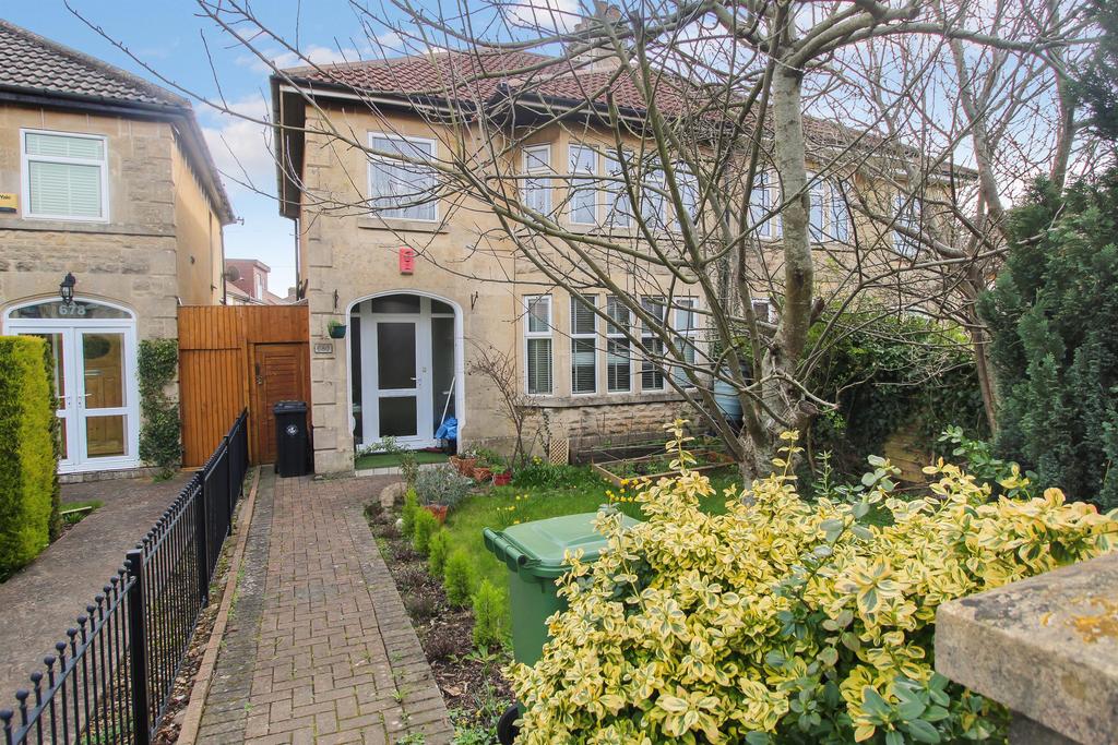 Wells Road, Whitchurch, Bristol, BS14... 3 bed semidetached house £