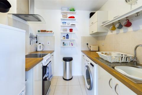 26 Groves Lea, Mortimer, Reading, RG7 3SR