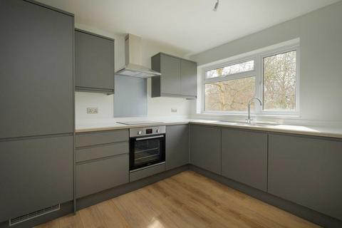 3 bedroom apartment to rent, Larkhall, Bath
