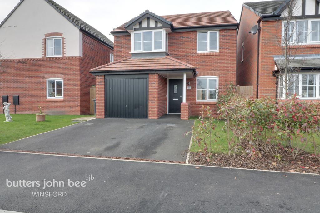 Grove Avenue, WINSFORD 3 bed detached house £210,000