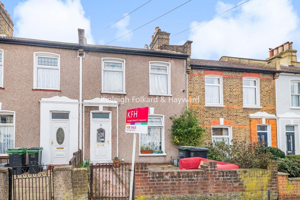 Sandhurst Road, Catford 3 bed terraced house £479,950