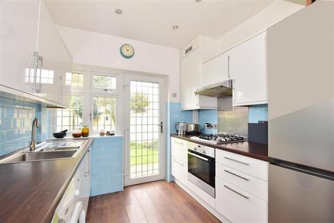 14 Beech Street, Romford, RM7 7LA