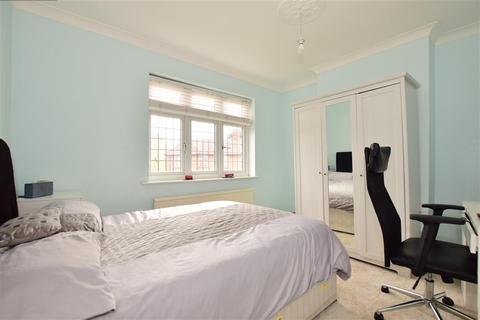14 Beech Street, Romford, RM7 7LA