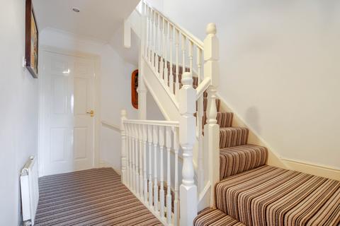 17 Thorneycroft Drive, Enfield, EN3 6WL