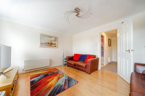 17 Thorneycroft Drive, Enfield, EN3 6WL