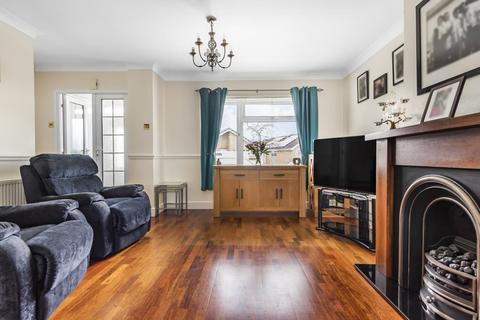 18 Bryanston Way, Swindon, SN3 3PG