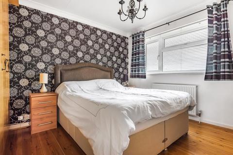 18 Bryanston Way, Swindon, SN3 3PG
