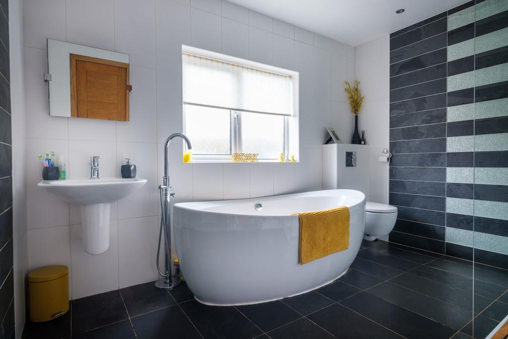 Four piece bathroom