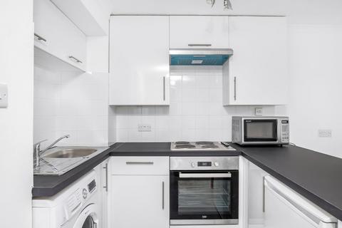 1 bedroom apartment to rent, Bermondsey Square, SE1