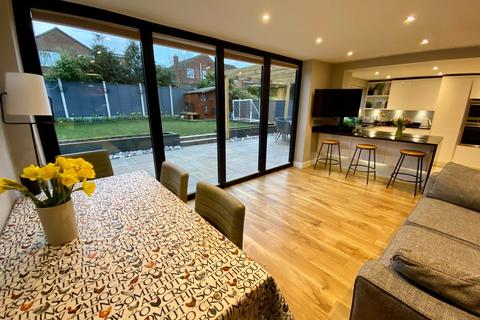 3 Priory Close, Wetherby, LS22 7TH