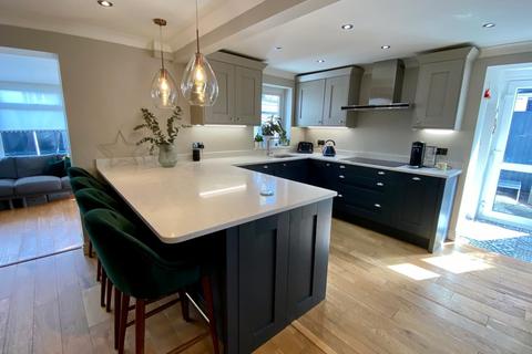35 Clifford Moor Road, Boston Spa, Wetherby, LS23 6NU