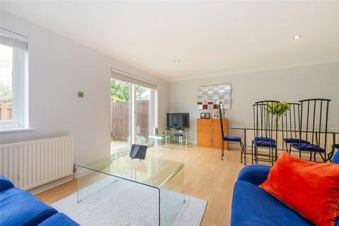 1 Woodlawn Close, London, SW15 2RE