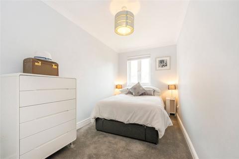 1 Woodlawn Close, London, SW15 2RE