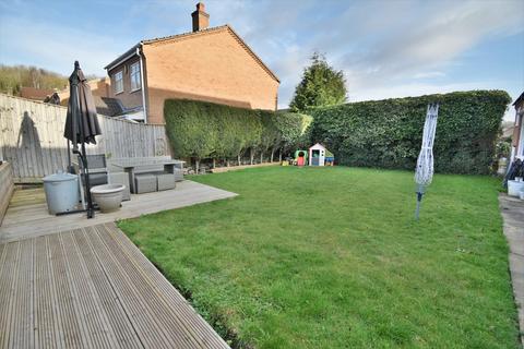20 Ashbrook, Burton-on-trent, DE15 9FS