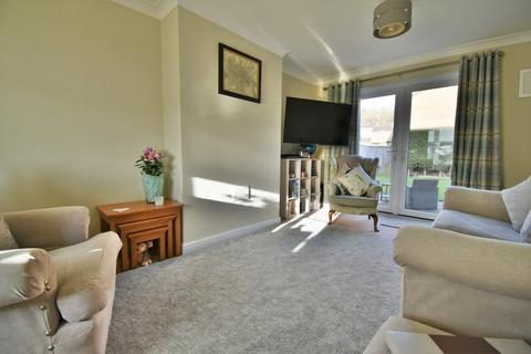 20 Ashbrook, Burton-on-trent, DE15 9FS