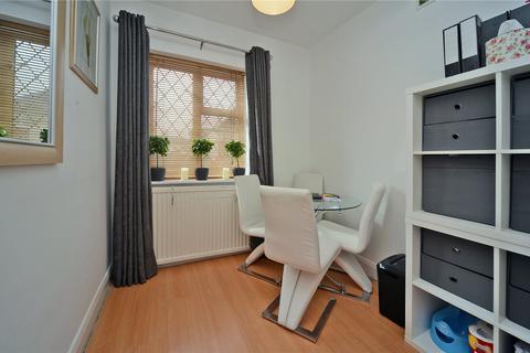 55 Burnham Drive, Worcester Park, KT4 8SE