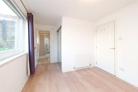 2 bedroom apartment to rent, Medwyn Street, Glasgow