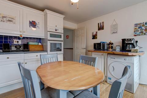 33 New Road, Studley, B80 7LY