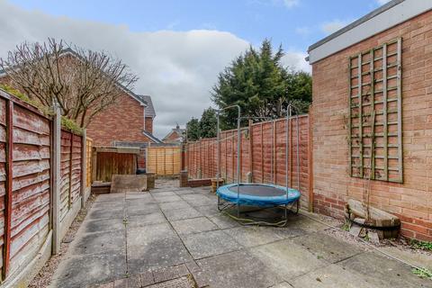 33 New Road, Studley, B80 7LY