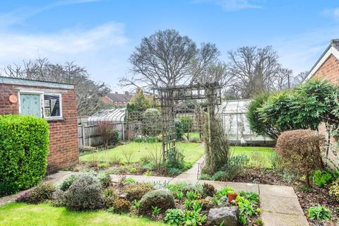 2 Marvin Close, Botley, Southampton, SO30 2EW