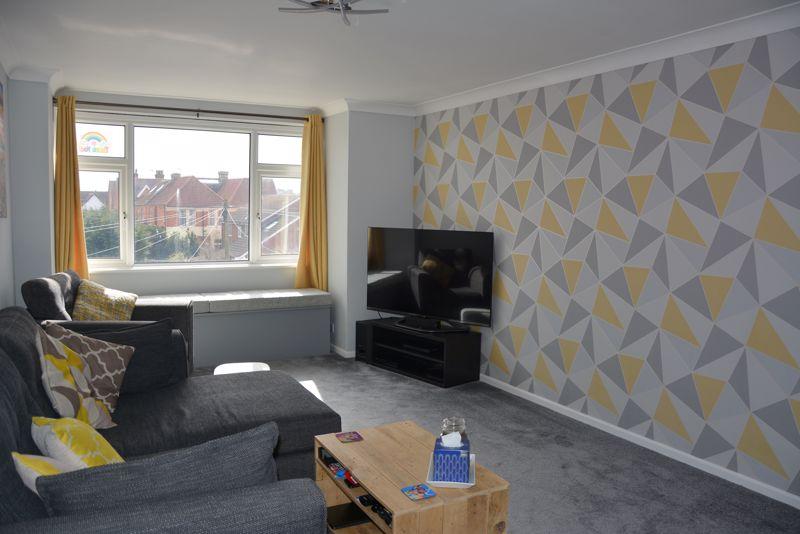 Grove Road, BurnhamOnSea 2 bed apartment £174,995