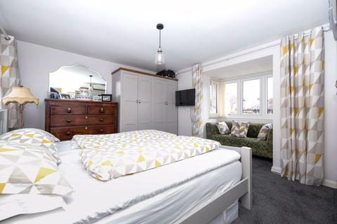 57 Park Crescent, Erith, DA8 3EA