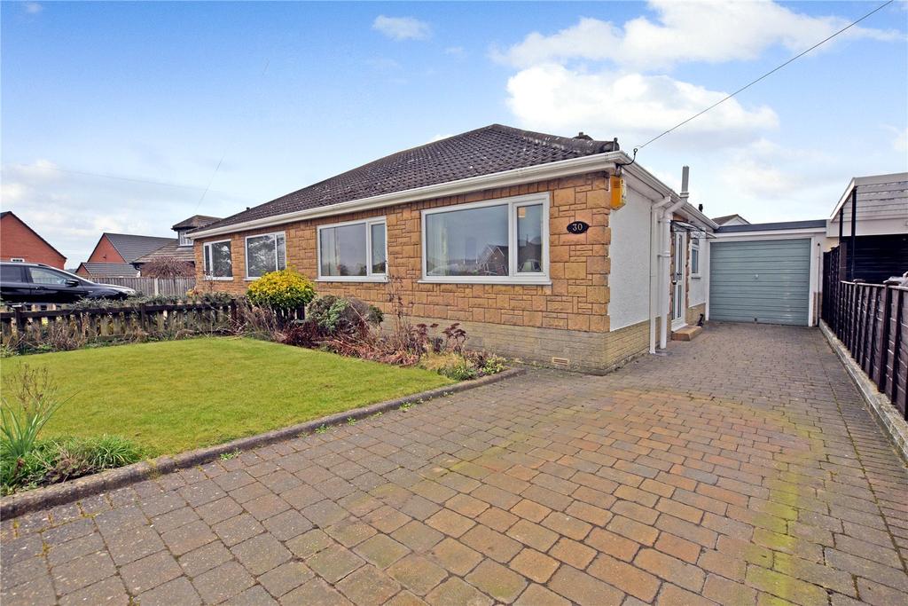 Fleet Lane, Oulton, Leeds 2 bed bungalow £825 pcm (£190 pw)