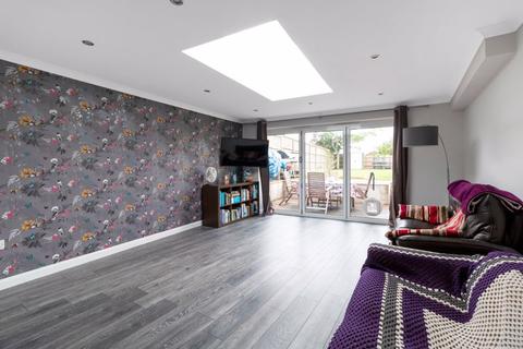 48 Stonewood, Bean, Dartford, DA2 8BY