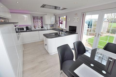 6 Fieldside Crescent, Mareham Le Fen, Boston, PE22 7QD
