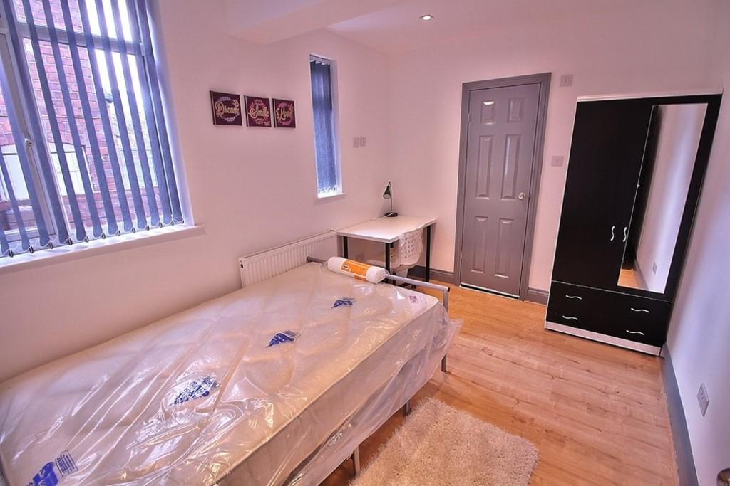 King Edward Road, Coventry, CV1 5BQ 3 bed house share £1,650 pcm (£