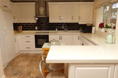 12 Hatfield Close, Birmingham, B23 5YL