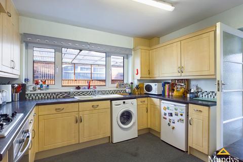 75 Grantham Road, Waddington, Lincoln, LN5 9NT