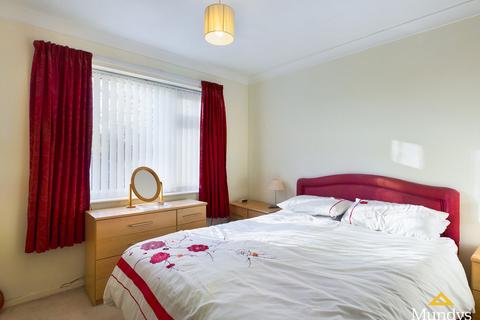 75 Grantham Road, Waddington, Lincoln, LN5 9NT
