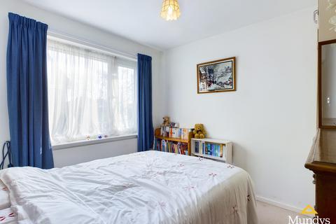 75 Grantham Road, Waddington, Lincoln, LN5 9NT