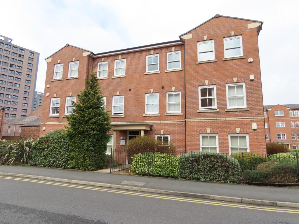 Hatters Court, Stockport 2 bed apartment £650 pcm (£150 pw)