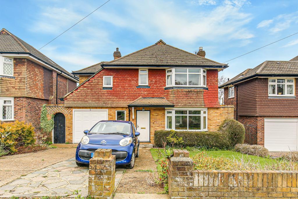 Morley Road, Sanderstead, South... 3 bed detached house £650,000