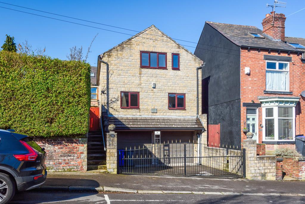 Frickley Road, Nether Green, Sheffield 3 bed detached house £415,000