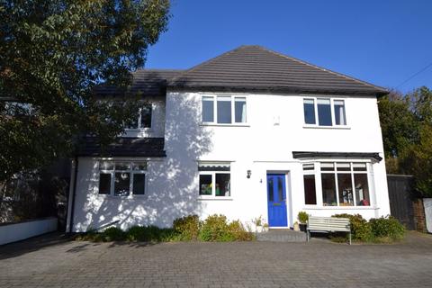 4 Bennets Lane, Wirral, CH47 7AZ