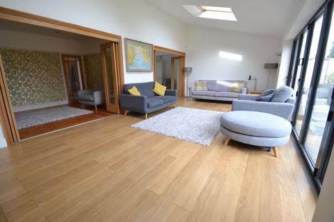 4 Bennets Lane, Wirral, CH47 7AZ