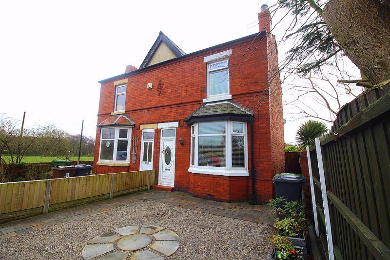 Tarleton Road, Southport 2 bed semidetached house £165,000