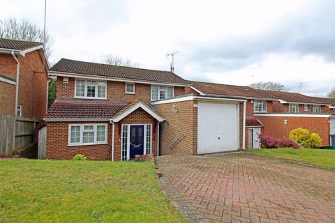 20 Whimbrel Close, South Croydon, CR2 0RW