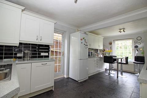 20 Whimbrel Close, South Croydon, CR2 0RW