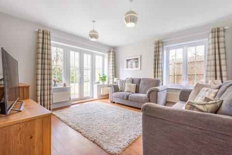 31 Metcalfe Avenue, Carshalton, SM5 4AW