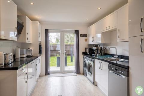 4 bedroom detached bungalow for sale - Manor Drive, Horspath