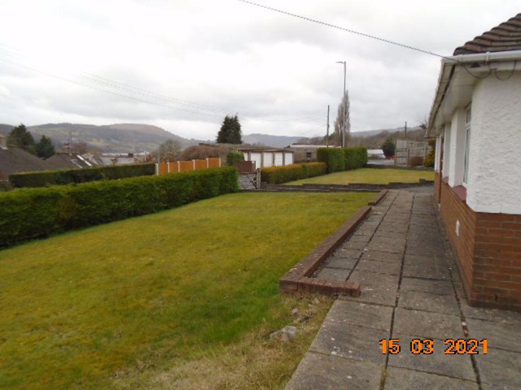 BRYNELLA, PONTYMASON LANE, ROGERSTONE 2 bed bungalow £850 pcm (£196 pw)
