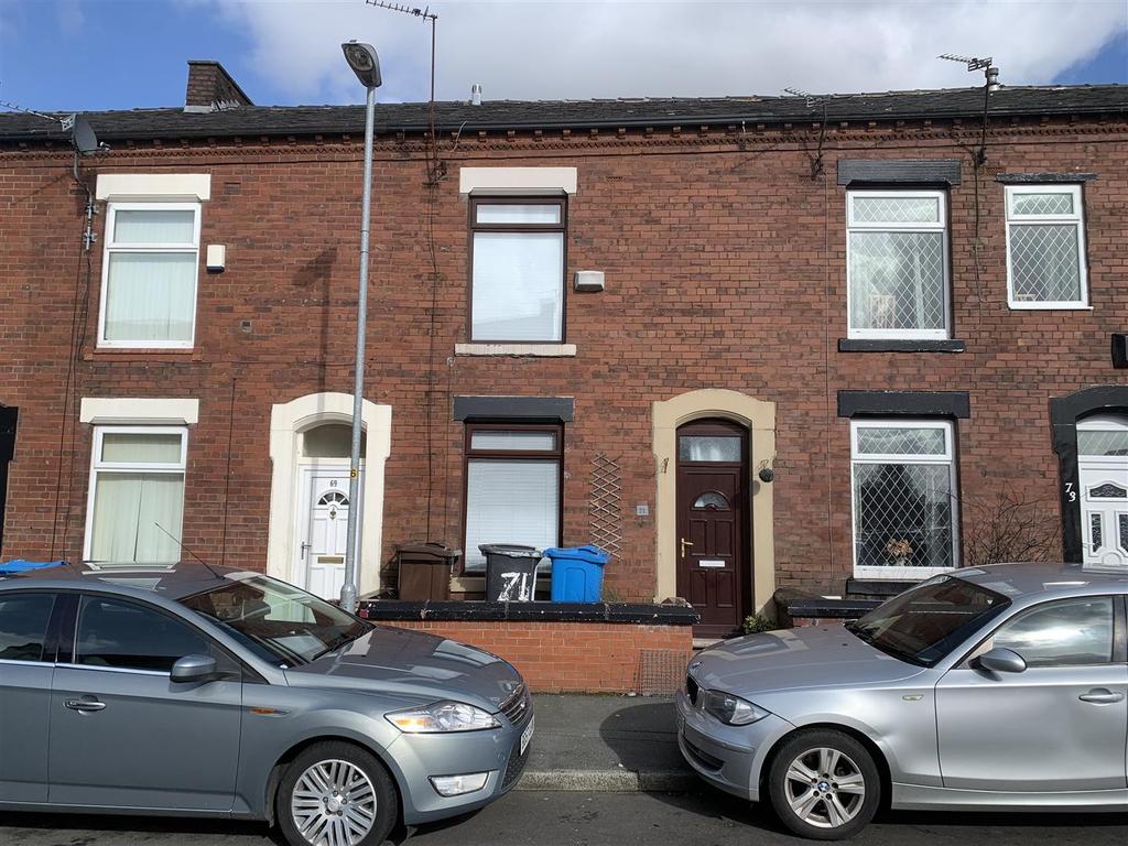 Hollinhall Street, Clarksfield, Oldham 2 bed terraced house £75,000